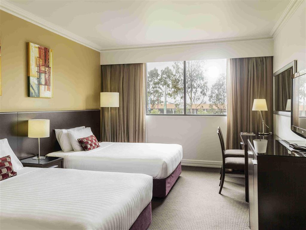 Hotel Rydges Norwest Sydney Baulkham Hills Exterior foto