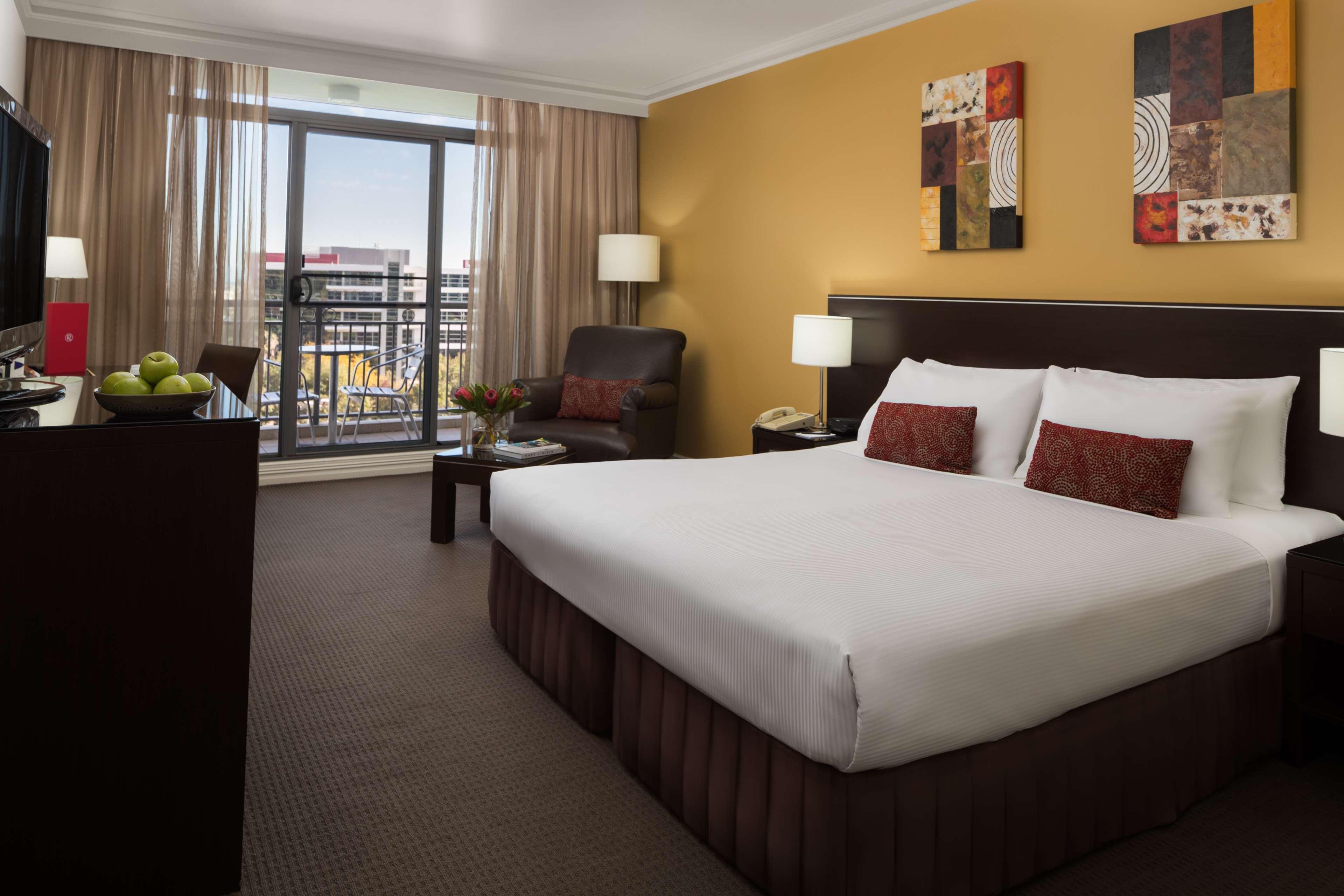 Hotel Rydges Norwest Sydney Baulkham Hills Exterior foto