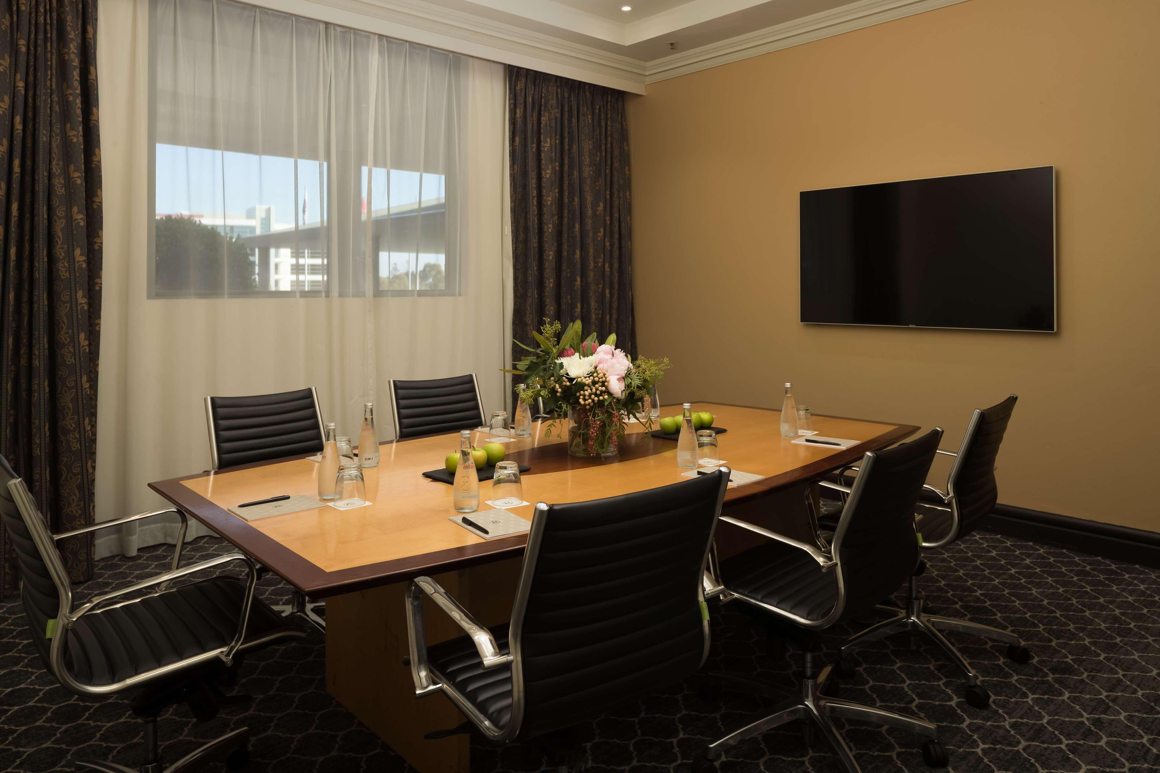Hotel Rydges Norwest Sydney Baulkham Hills Exterior foto