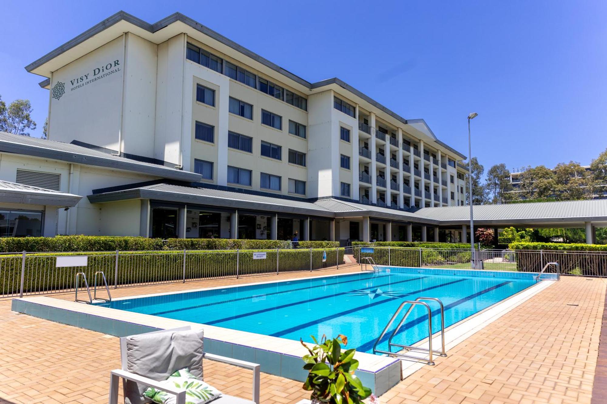 Hotel Rydges Norwest Sydney Baulkham Hills Exterior foto